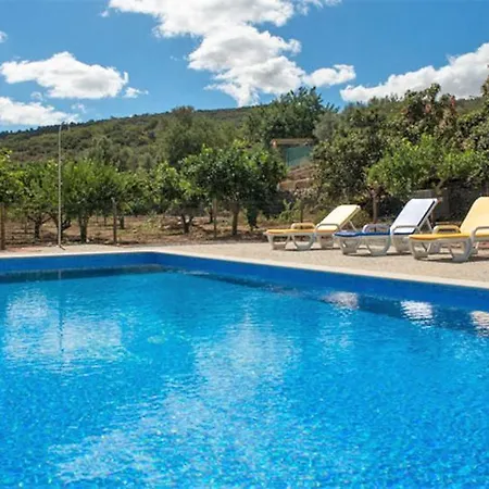 مزرعة للإقامة Monte Da Ribeira إيستوا